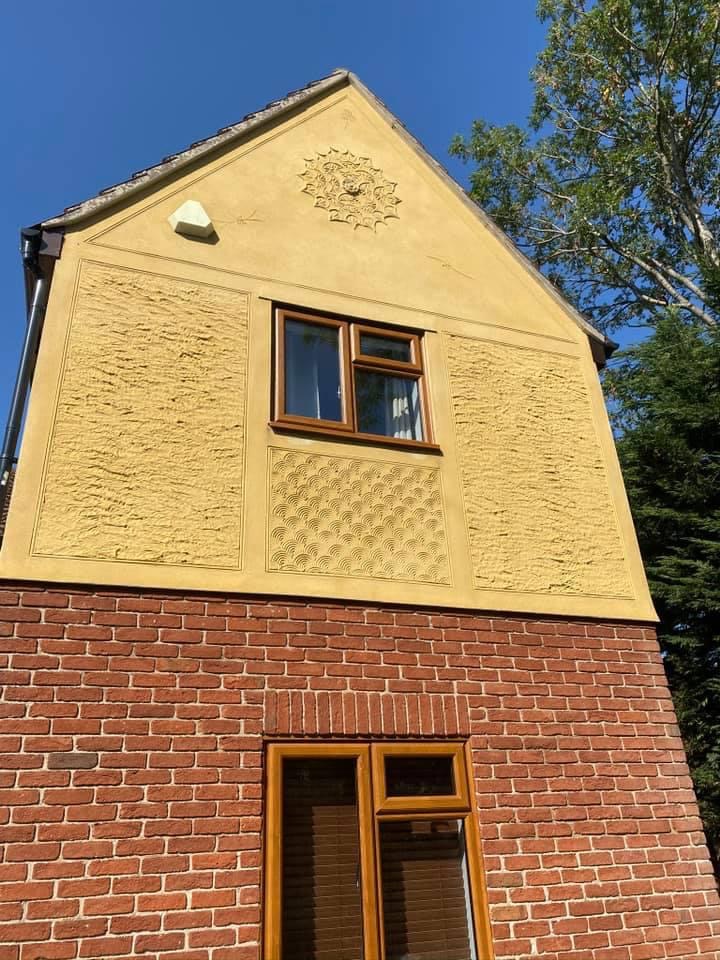 Professional wall and render cleaning – before and after by RoofCleaning.ch